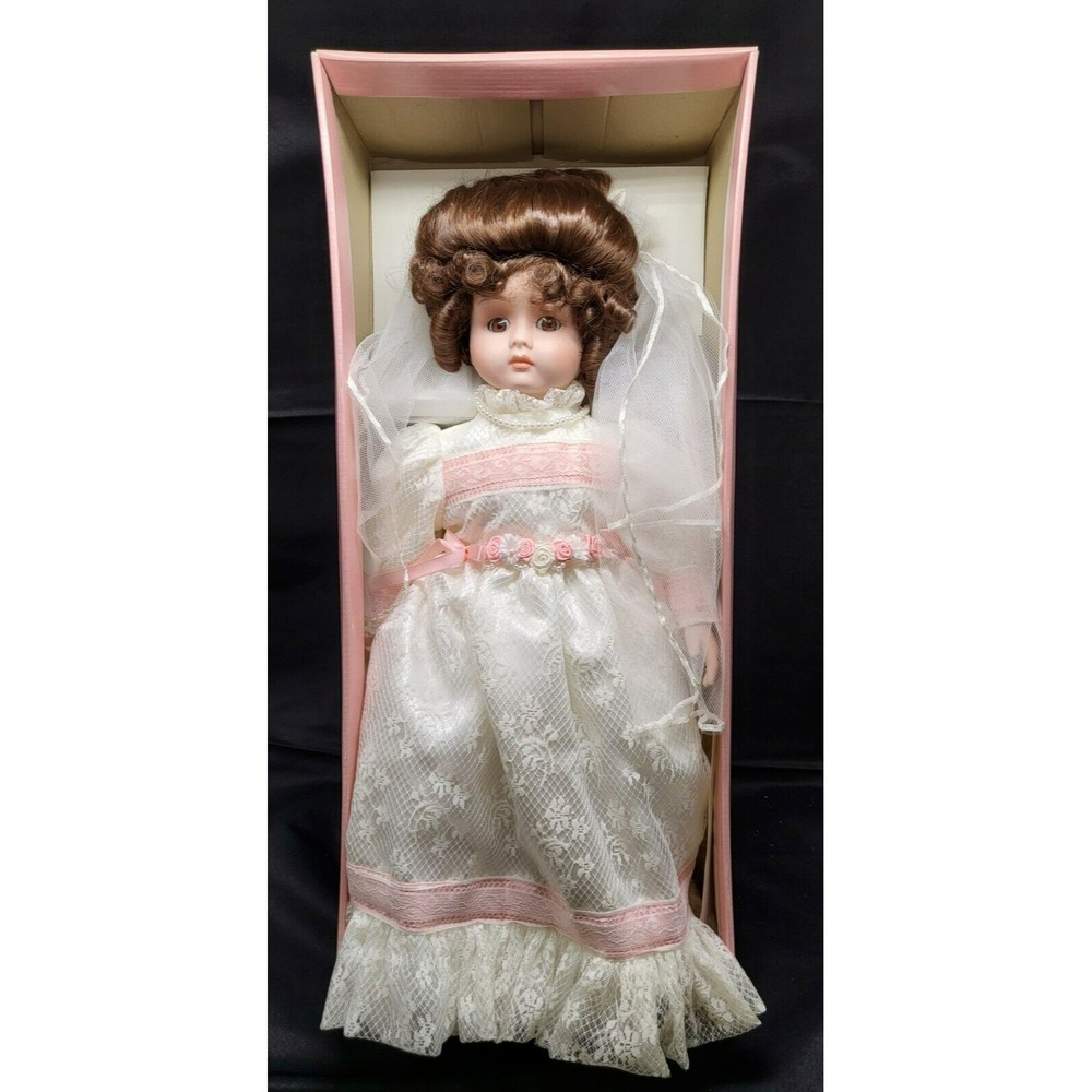 Carol Anne Goebel Musical Porcelain Doll by Bette Ball Julia Bride 16" 281/1000